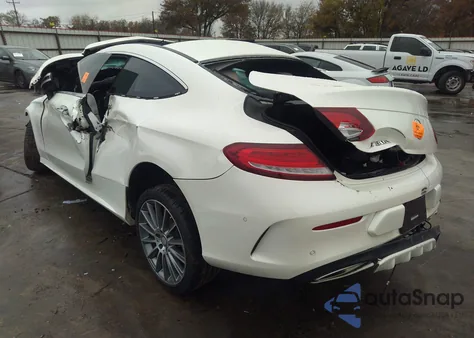 2017 Mercedes-Benz C 300 из США, поврежденный, VIN WDDWJ4JB8HF367273